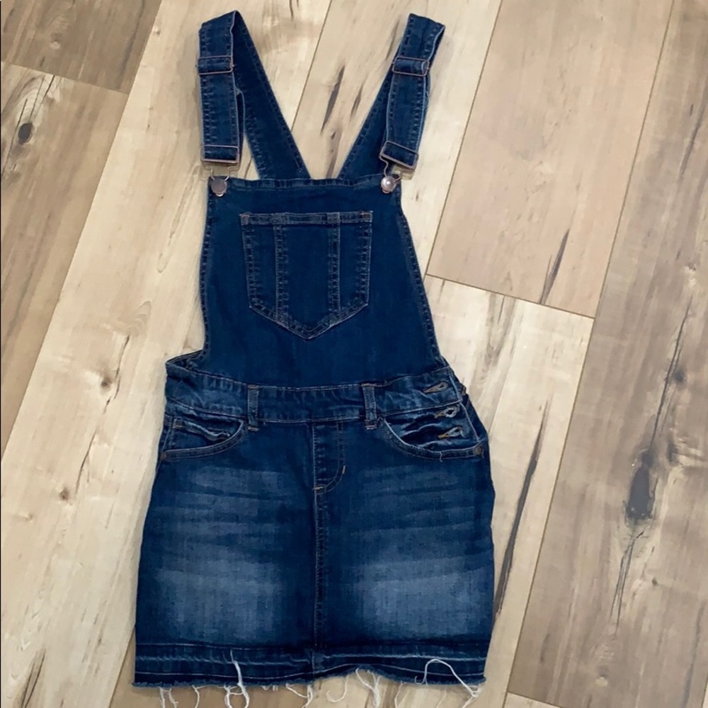 Dark wash denim overall skirt!
